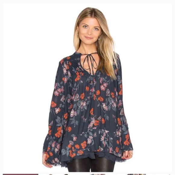 Free People Pebble Crepe So Fine Smocked Floral Tunic Top - Picture 1 of 10